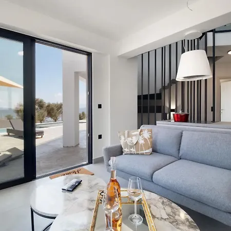 Andria Villa