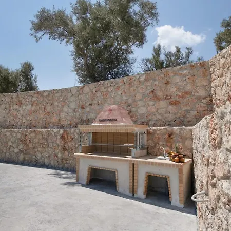 Andria Villa