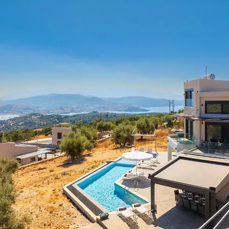 Andria Villa *